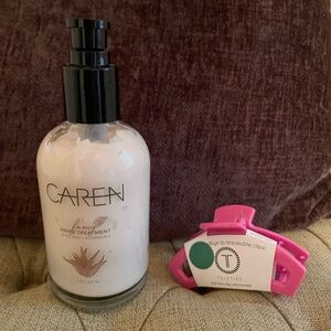 Carven Skincare Hand Treatment with Pink Clip